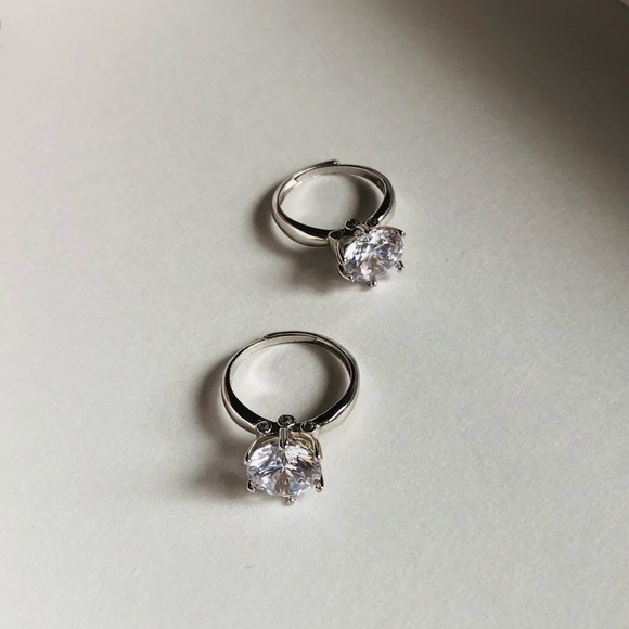 5cts Zirconia 925 Silver Ring - Picture 4 of 8